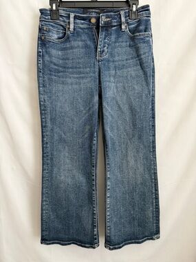 Liverpool Hannah Crop FlareJeans Size 6/28 Bolsa Chica Mid Rise Denim 24” Inseam
